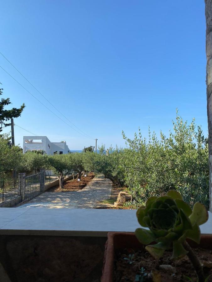 Villa L'Orizzonte Di Calabianca Castellammare del Golfo Exterior foto